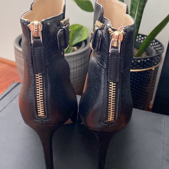 Ninewest black leather booties - Picture 5 of 6